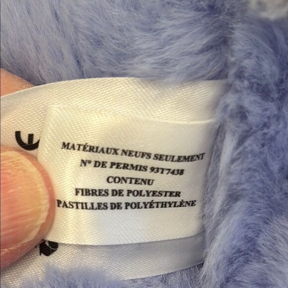 Minnie Mouse Holding Bunny 18” BluePurple 2019 DisneyStore Plush Stuff AnimalToy - Picture 12 of 12